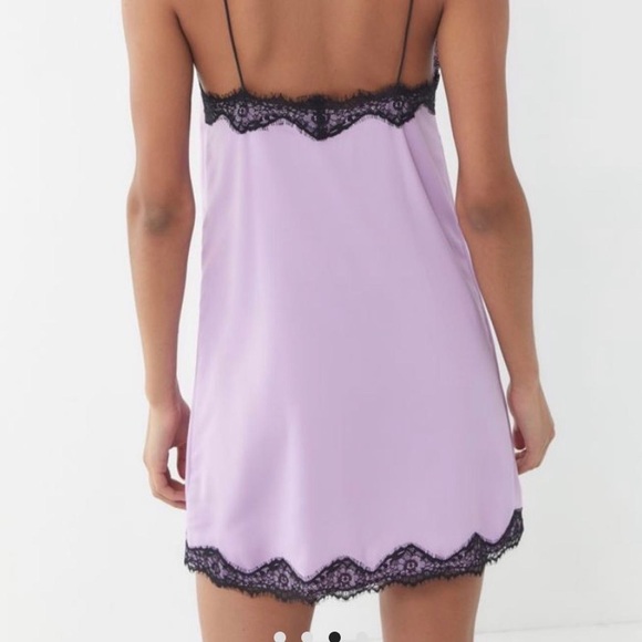 Urban Outfitters Slip - Picture 2 of 6